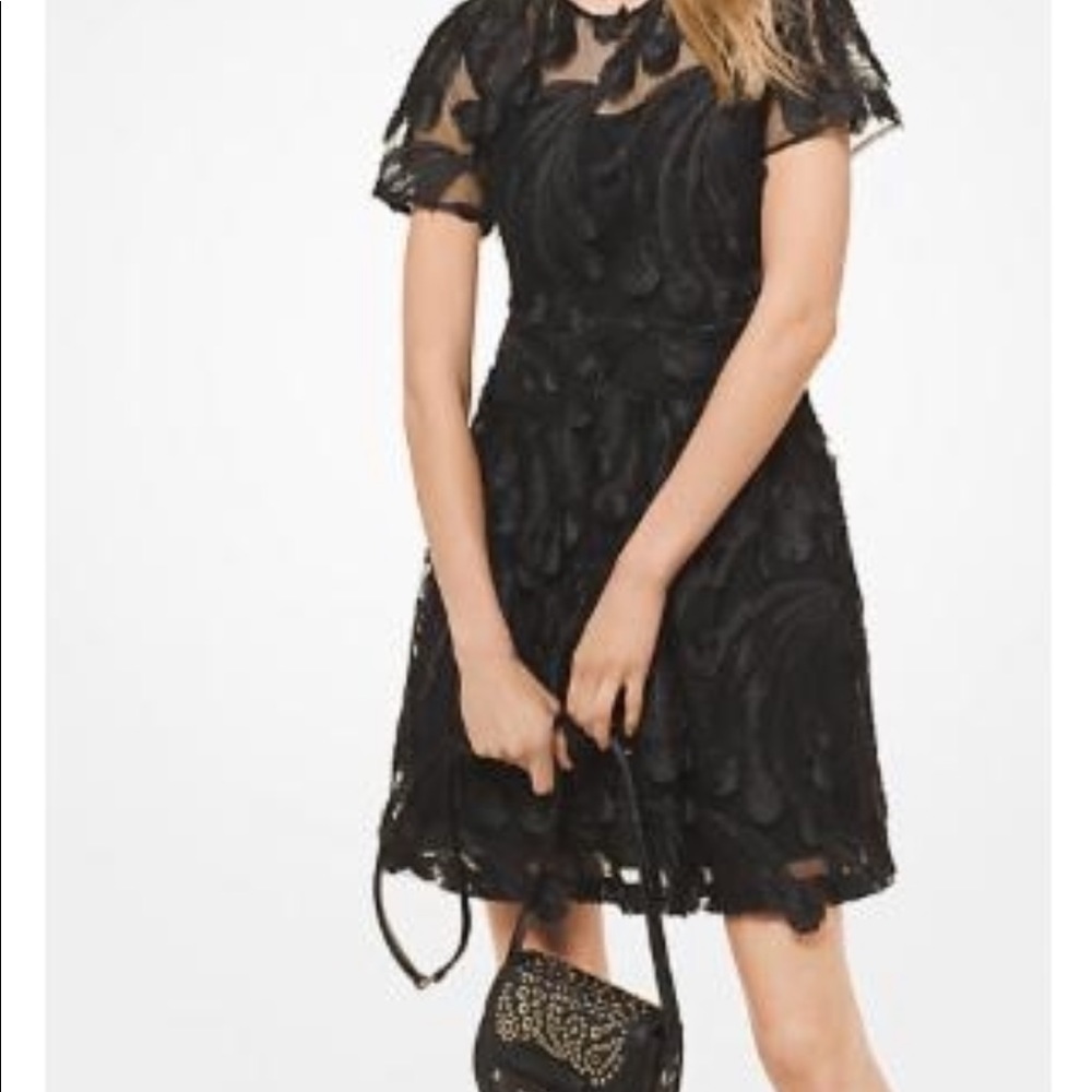 Michael Kors NWT Feather Embroidered Dress - Picture 2 of 6